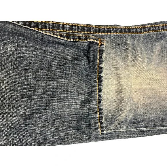 True Religion - Slim #101681- size 36 - Picture 5 of 9